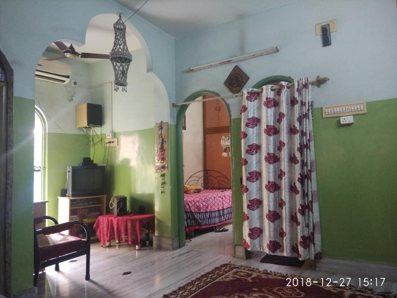 Peaceful Living Apartment Kolkata Bagian luar foto